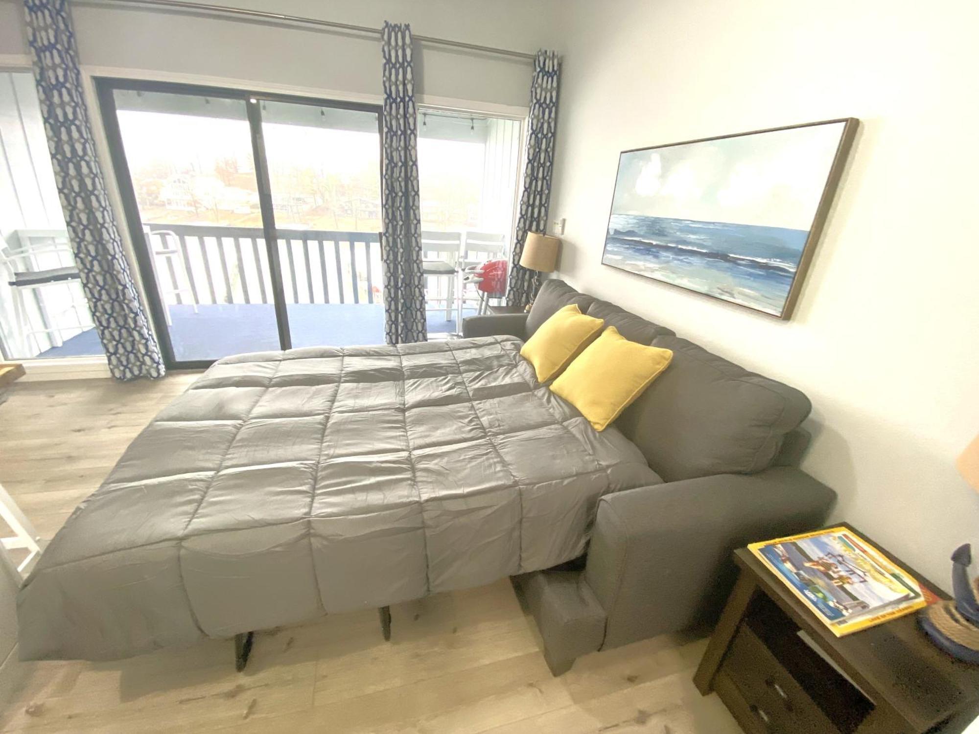 B Lakefront! Remodeled, Boat Slip, Patio Views, Pool, Boat Ramp, Wifi Osage Beach Exterior foto