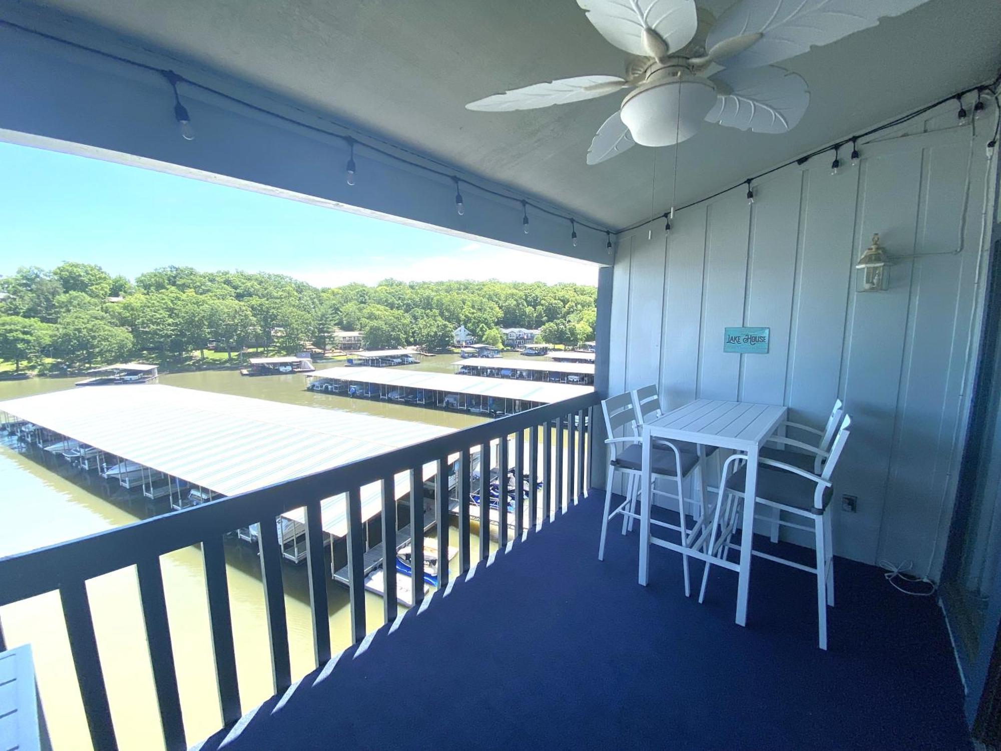 B Lakefront! Remodeled, Boat Slip, Patio Views, Pool, Boat Ramp, Wifi Osage Beach Exterior foto